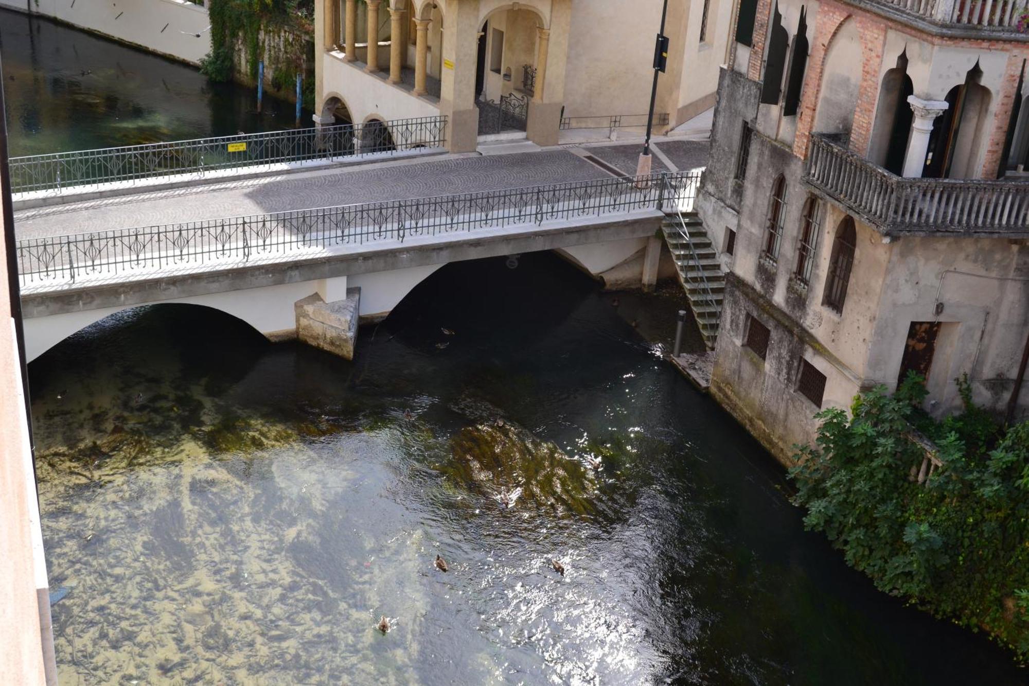Hotel Due Leoni Sacile Kültér fotó